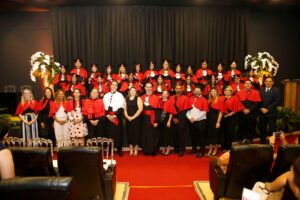 Primeira turma de Direito da Famutum realiza emocionante solenidade de colação de grau.